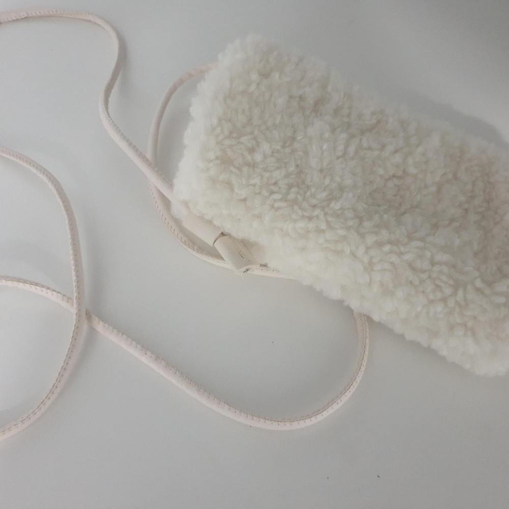 Super soft sheepskin mini bag - Picture 8 of 9